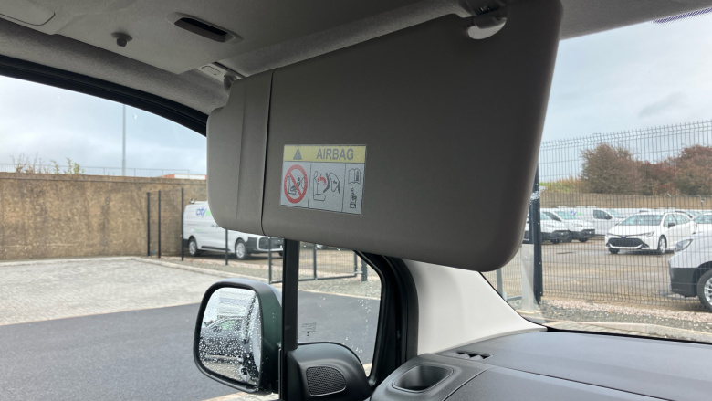 Toyota Proace City Verso 100kW Design L1 50kWh 5dr Auto Electric Estate